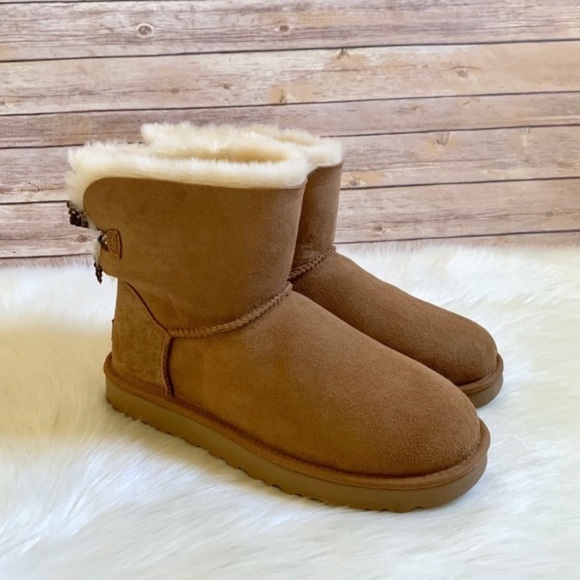 UGG Chestnut Mini Bailey Bow II Ruffled Boots - Picture 6 of 8